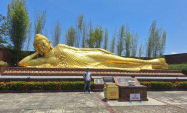 Recline Buddha Temple Bintan, reclining Buddha Bintan, Bintan Buddhist temple, Bintan spiritual tourism, Vihara Ksitigarbha Bodhisattva,