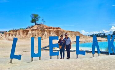 blue lake sand dunes bintan